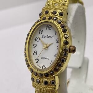 Da Vanci Womens Gold Tone Cuff Bangle Watch New Battery